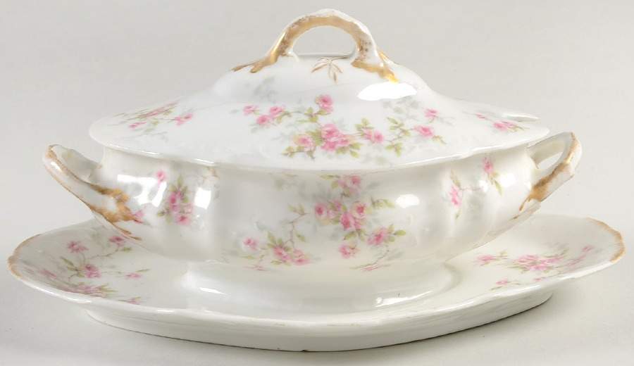 Schleiger 150 Sauce Boat & Lid by Haviland-1