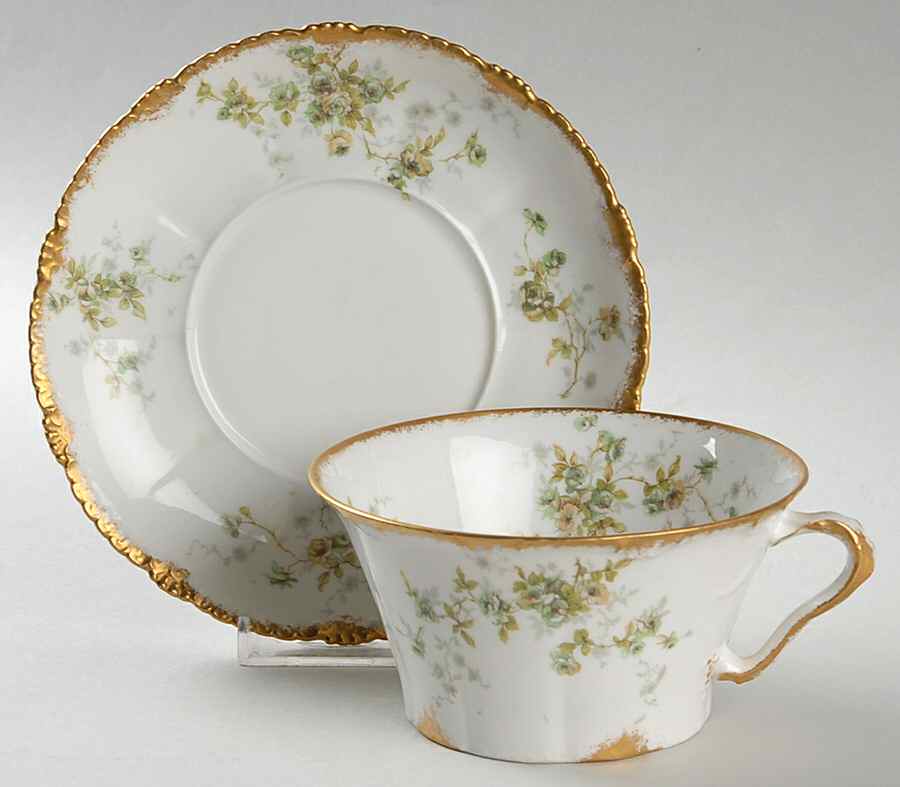 Schleiger 150b Oversized Cup & Saucer Set by Haviland-1