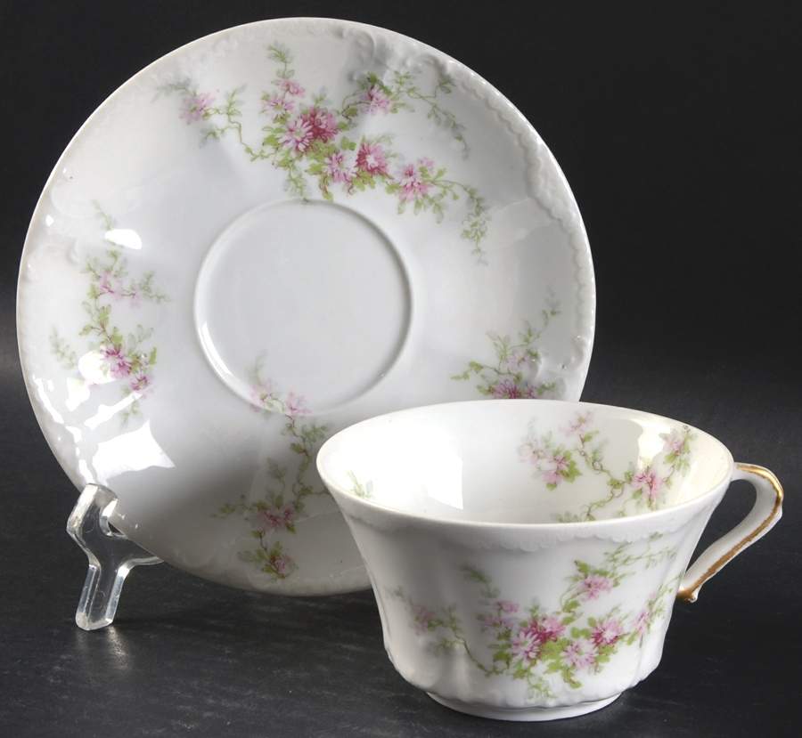 Schleiger 151 Oversized Cup & Saucer Set by Haviland-1