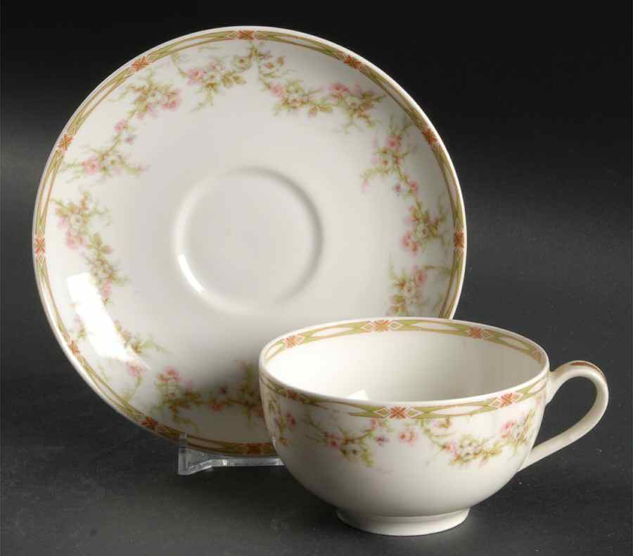 Schleiger 152 Flat Cup & Saucer Set by Haviland-1