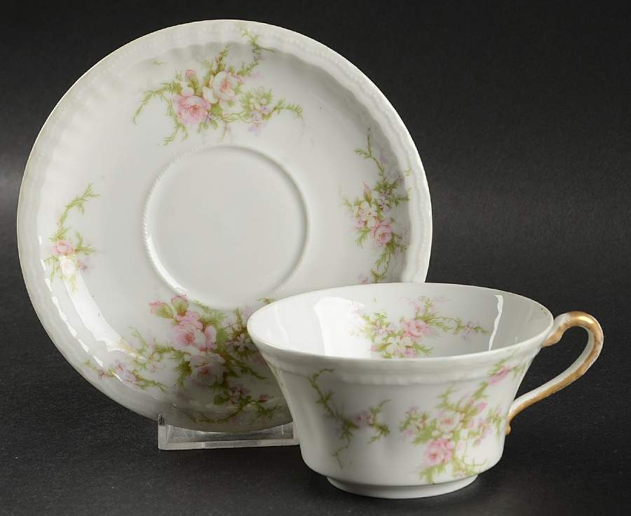 Schleiger 154 Flat Cup & Saucer Set by Haviland-1