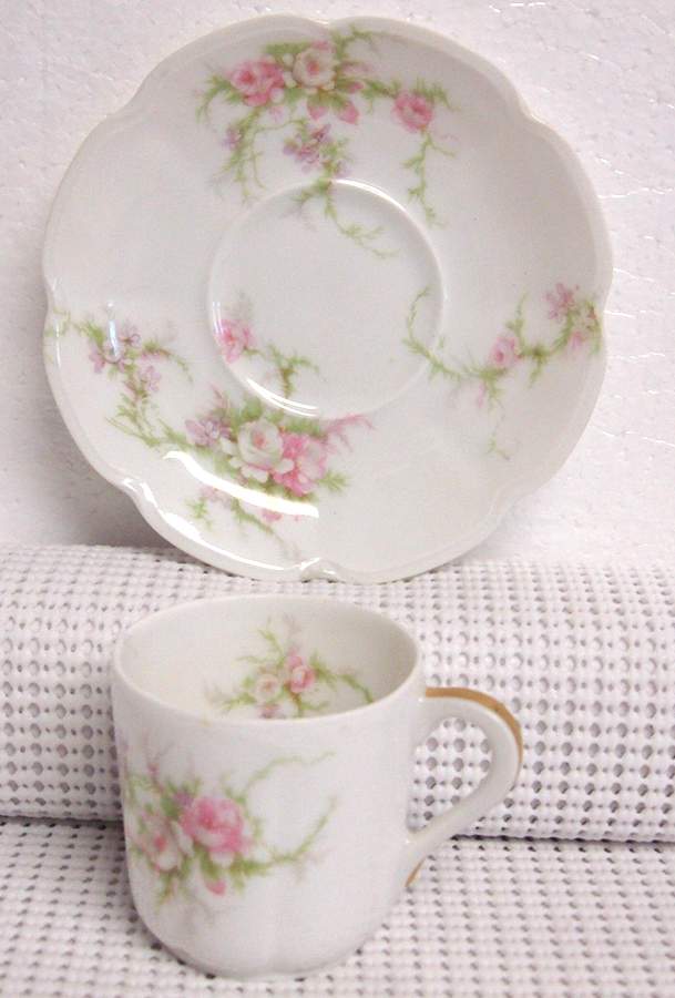 Schleiger 154D Flat Demitasse Cup & Saucer Set by Haviland-1