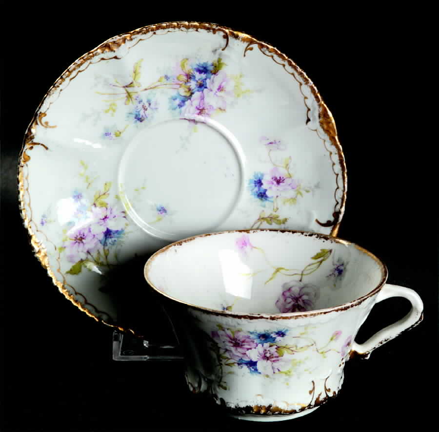 Schleiger 156f Oversized Cup & Saucer Set by Haviland-1