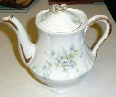 Schleiger 162h Coffee Pot & Lid by Haviland-1