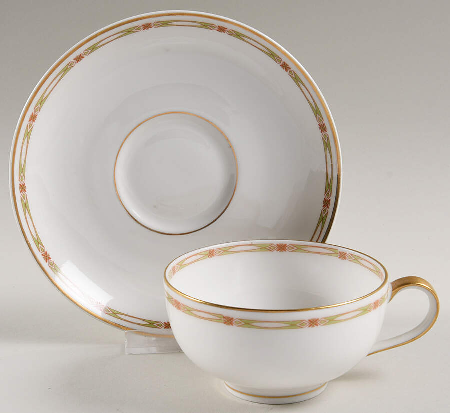 Schleiger 169a Oversized Cup & Saucer Set by Haviland-1