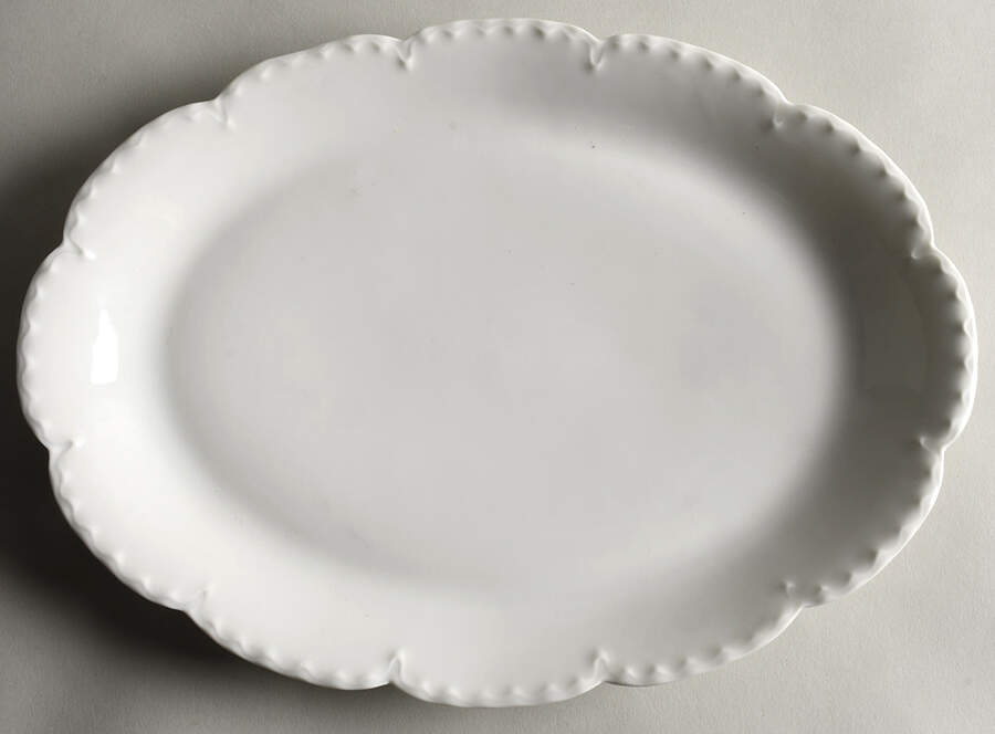 Schleiger 2&13 11" Oval Serving Platter by Haviland-1