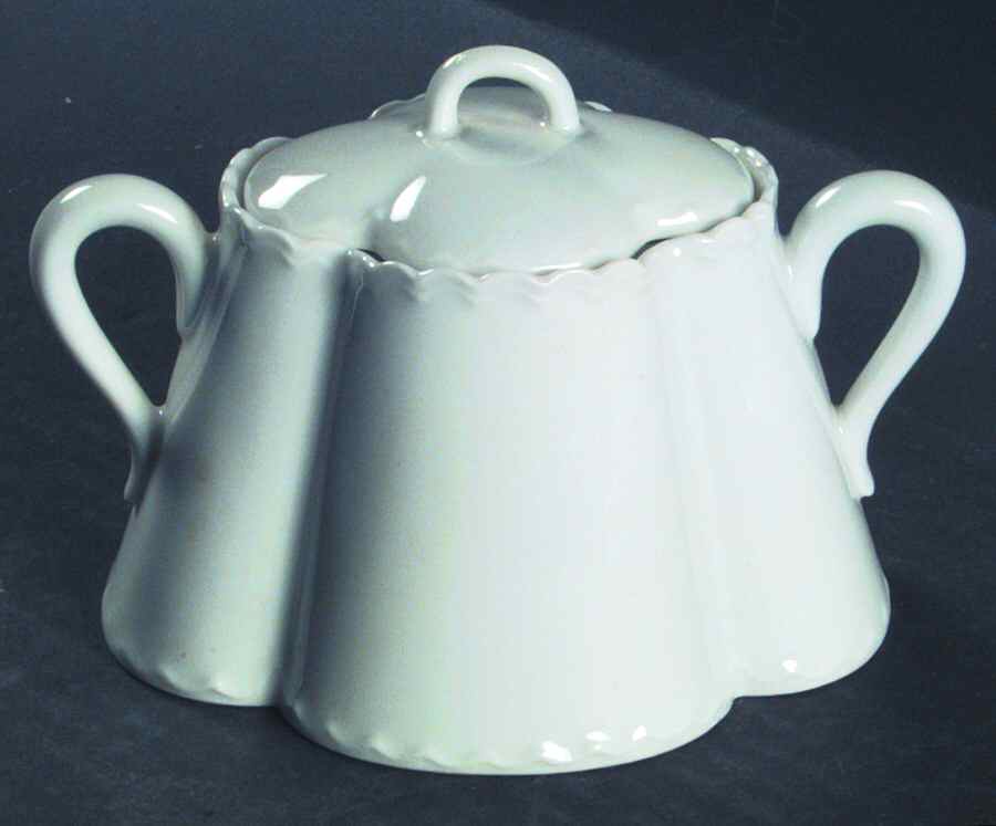 Schleiger 2&13 Sugar Bowl & Lid by Haviland-1