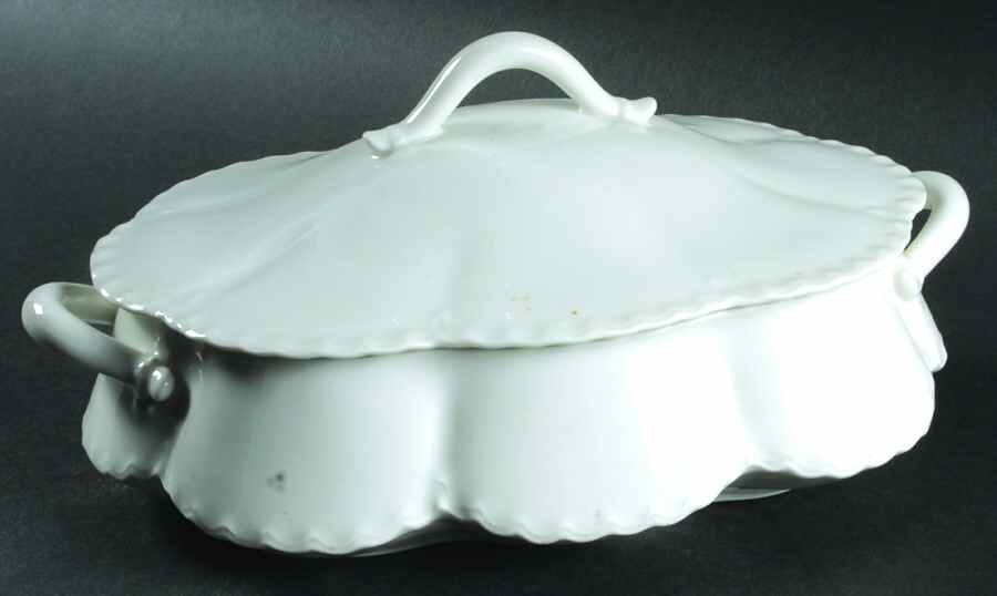 Schleiger 2&13 Oval Covered Vegetable by Haviland-1