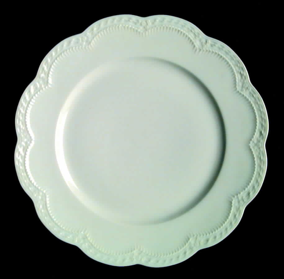 Schleiger 205 Dinner Plate by Haviland-1