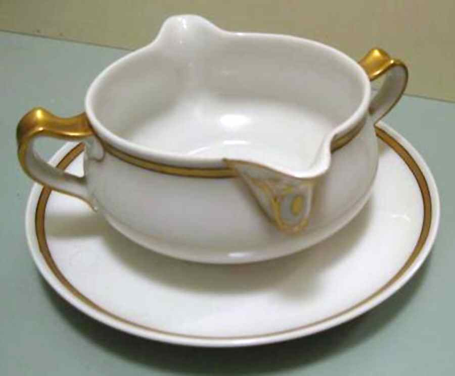 Schleiger 20a Gravy Boat with Attached Underplate by Haviland-1