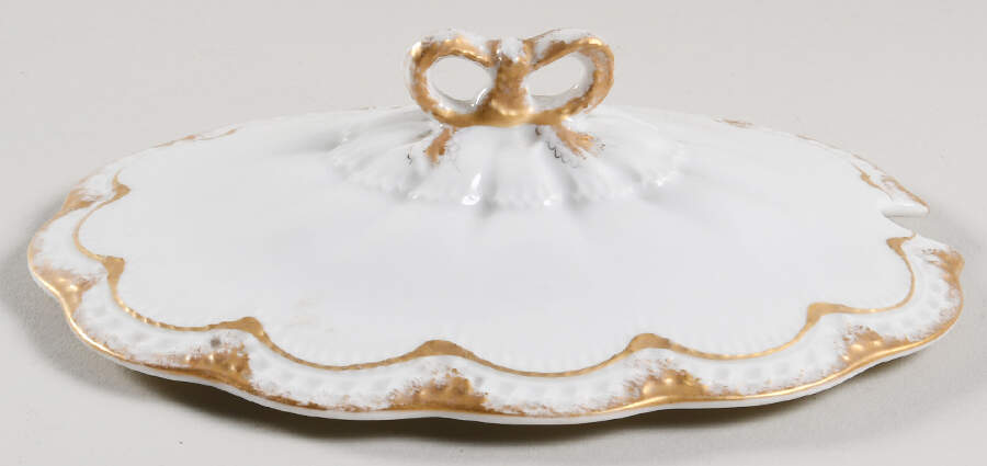 Schleiger 213 Lid for Gravy Boat by Haviland-1