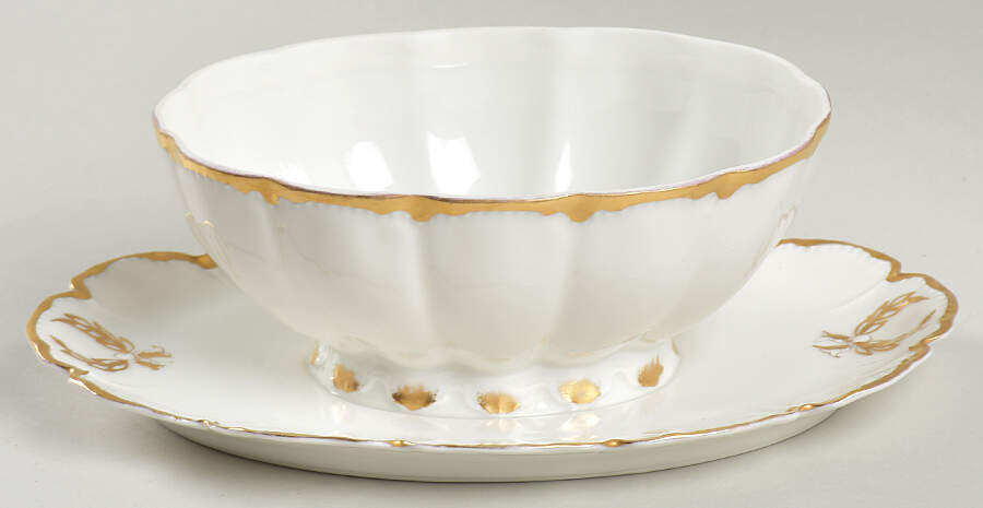 Schleiger 216 Gravy Boat w/Attached Underplate No Lid by Haviland-1
