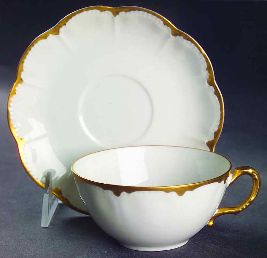Schleiger 216 Flat Cup & Saucer Set by Haviland-1