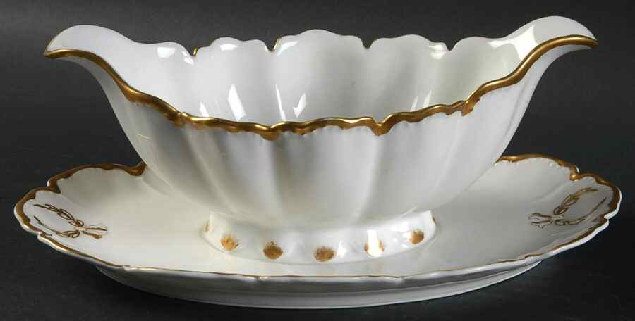 Schleiger 216 Gravy Boat with Attached Underplate by Haviland-1