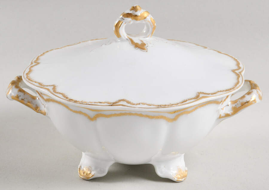 Schleiger 22 Sugar Bowl & Lid by Haviland-1