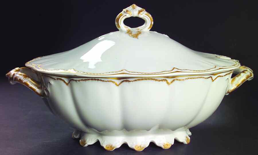 Schleiger 22 Tureen &  Lid by Haviland-1