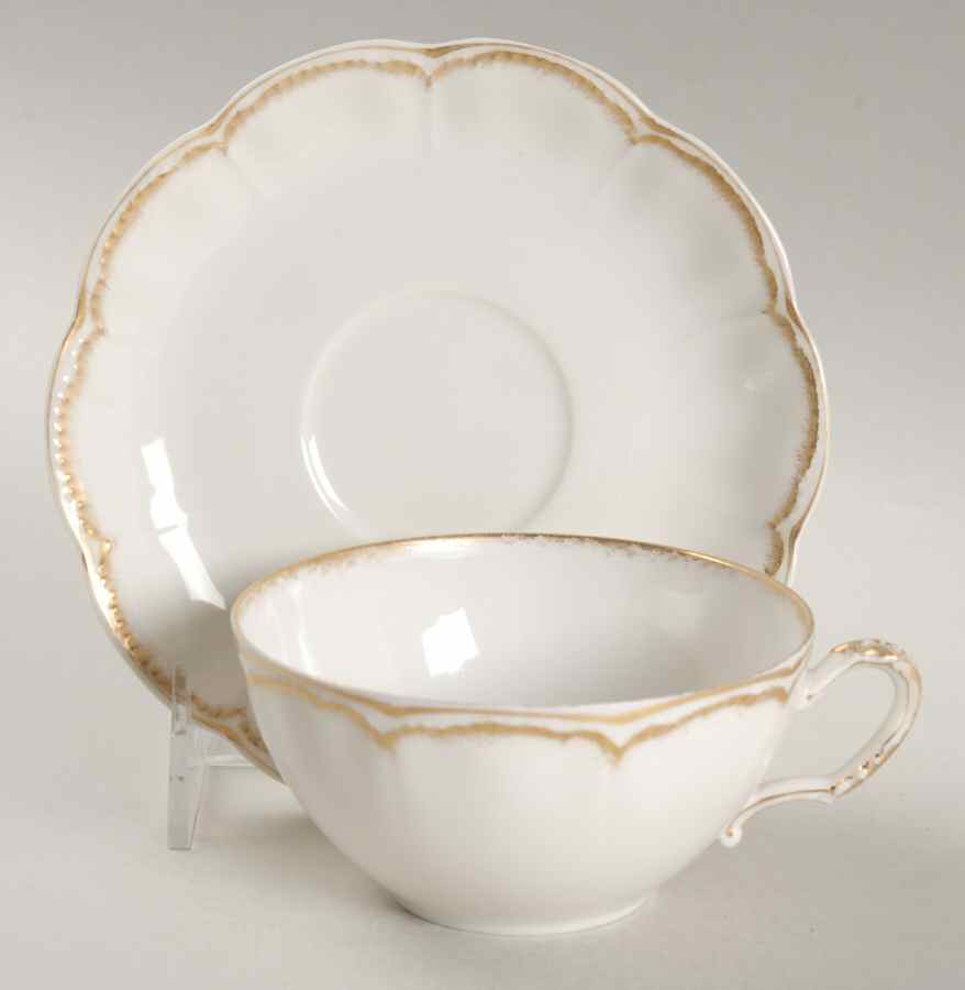 Schleiger 22 Oversized Cup & Saucer Set by Haviland-1