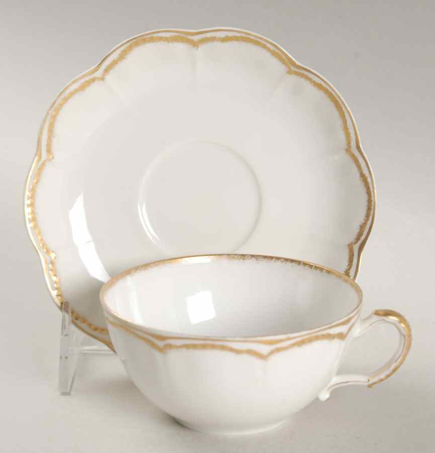 Schleiger 22 Flat Cup & Saucer Set by Haviland-1