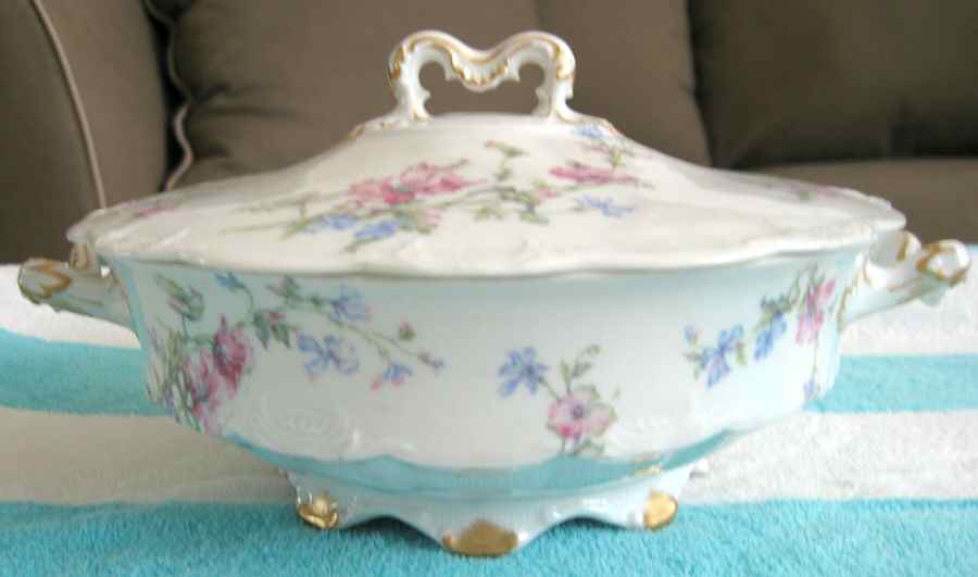 Schleiger 224 Tureen &  Lid by Haviland-1