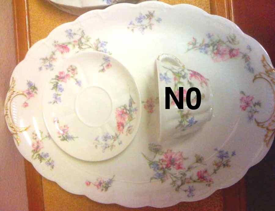 Schleiger 224 13" Oval Serving Platter by Haviland-1