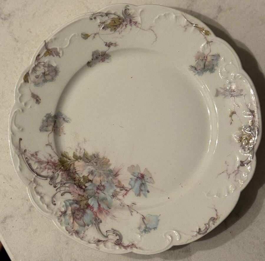 Schleiger 226e Luncheon Plate by Haviland-1