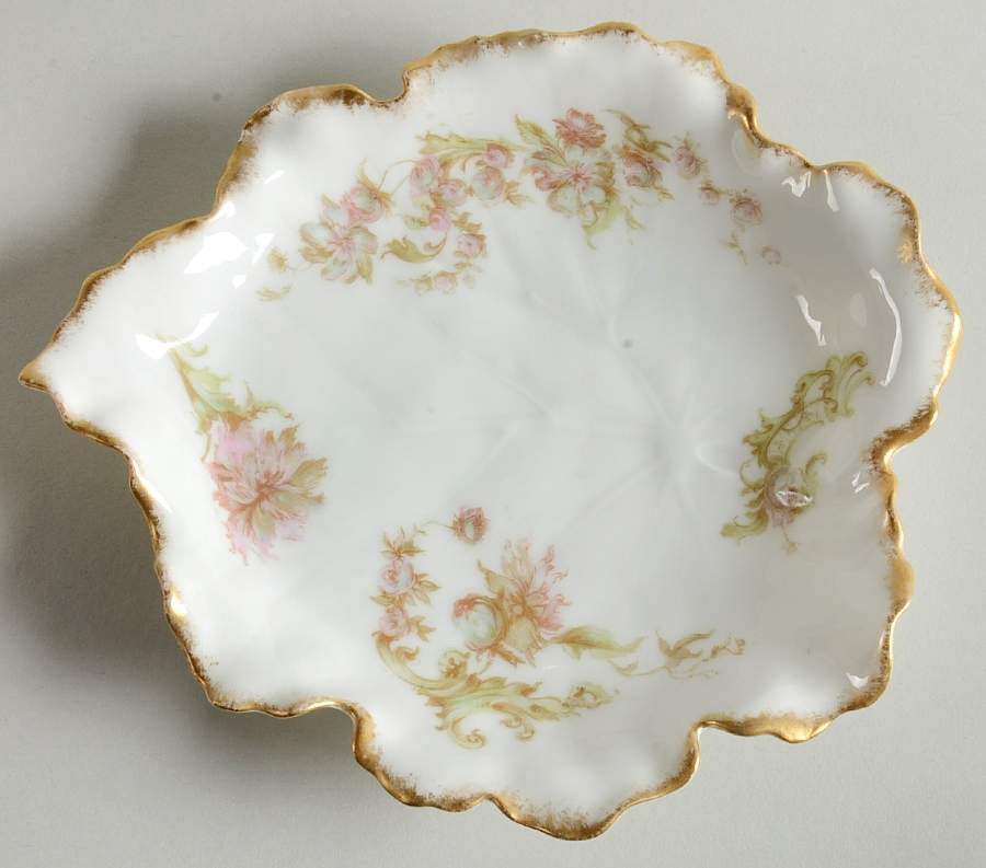 Schleiger 235E Leaf Shaped Dish by Haviland-1