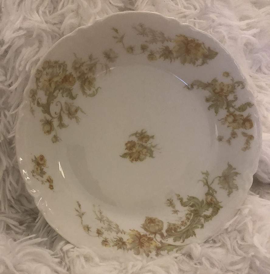 Schleiger 235j Fruit/Dessert (Sauce) Bowl by Haviland-1