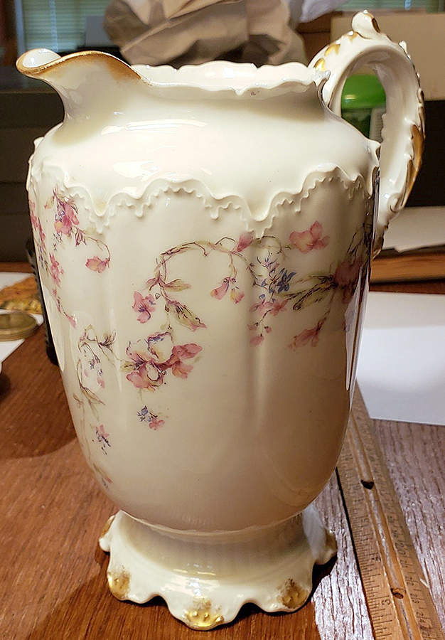 Schleiger 236 Chocolate Pot No Lid by Haviland-1