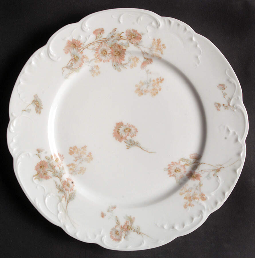 Schleiger 237 Dinner Plate by Haviland-1