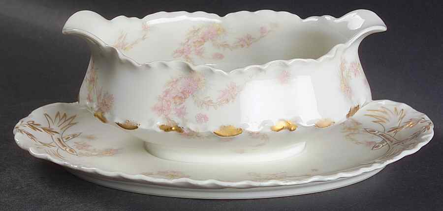 Schleiger 247 Gravy Boat with Attached Underplate by Haviland-1