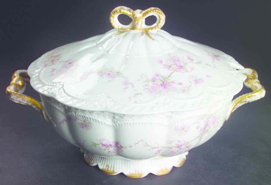 Schleiger 248 Tureen &  Lid by Haviland-1