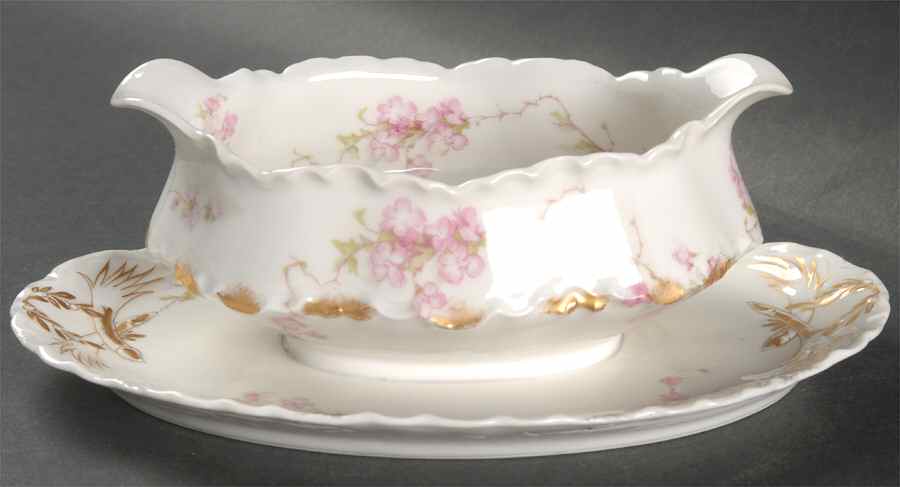 Schleiger 248F Gravy Boat with Attached Underplate by Haviland-1