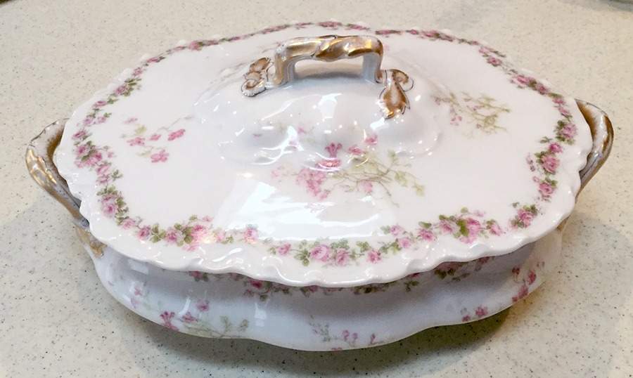 Schleiger 251 Oval Covered Vegetable by Haviland-1