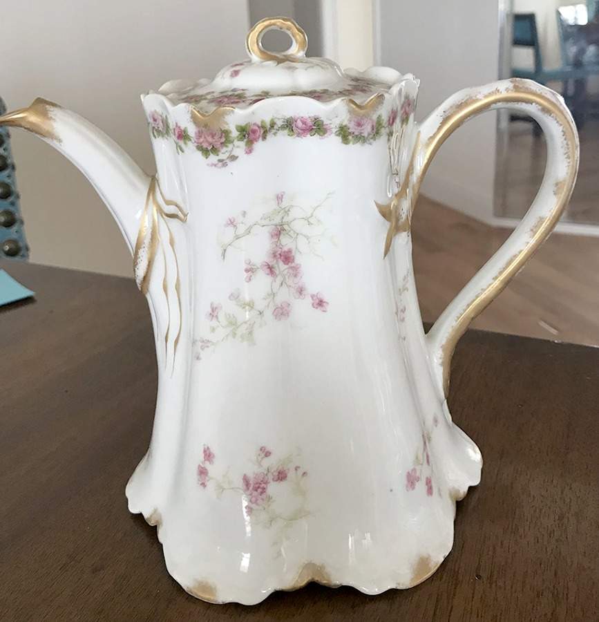 Schleiger 251 Teapot & Lid by Haviland-1