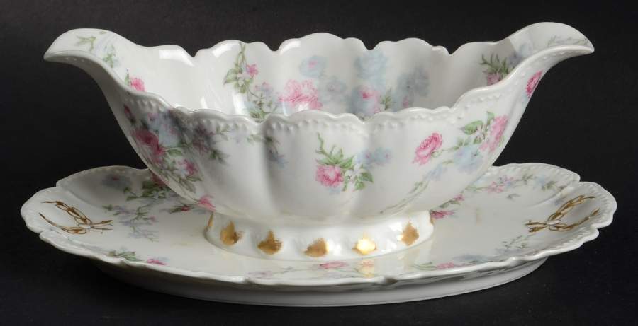 Schleiger 261C Gravy Boat with Attached Underplate by Haviland-1