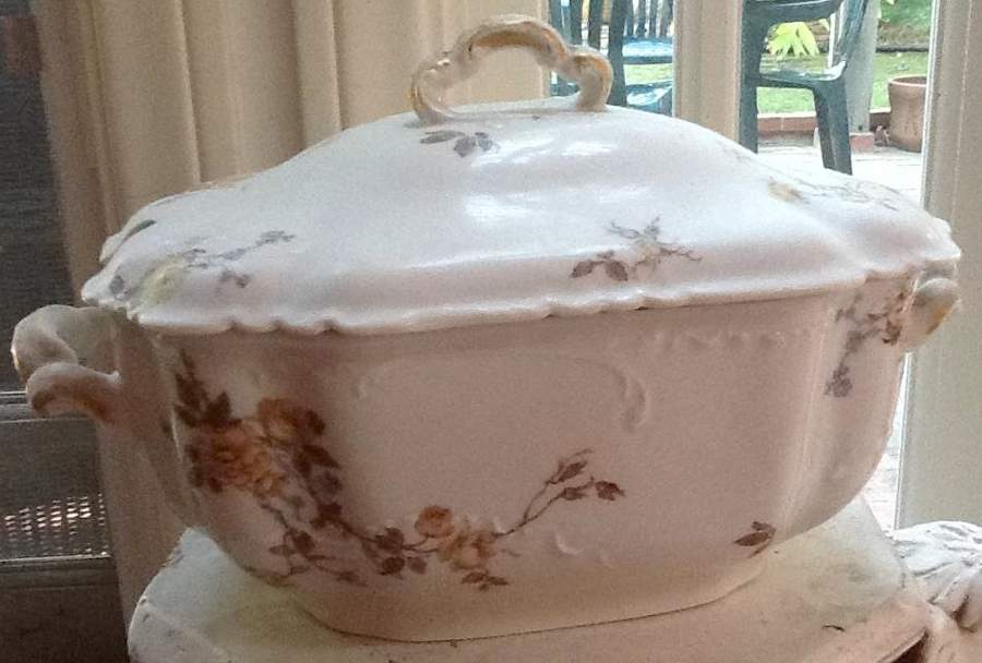 Schleiger 266 Rectangular Covered Vegetable by Haviland-1