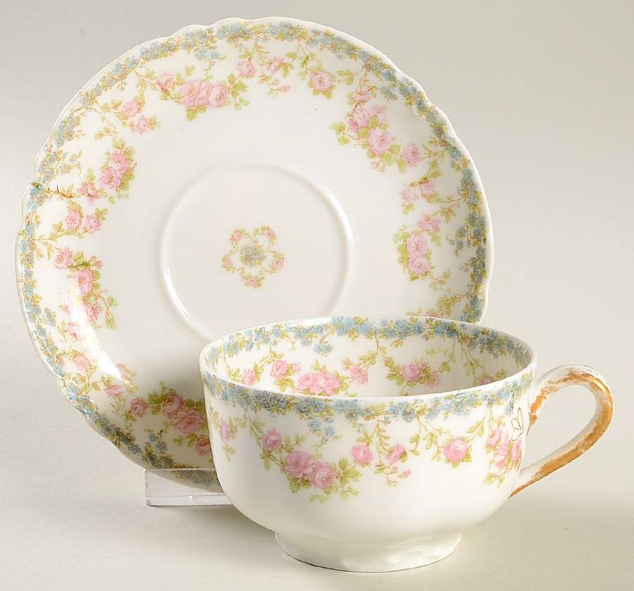Schleiger 271 Flat Cup & Saucer Set by Haviland-1