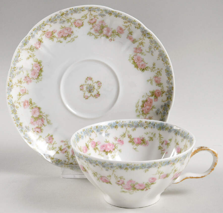 Schleiger 271B Flat Cup & Saucer Set by Haviland-1