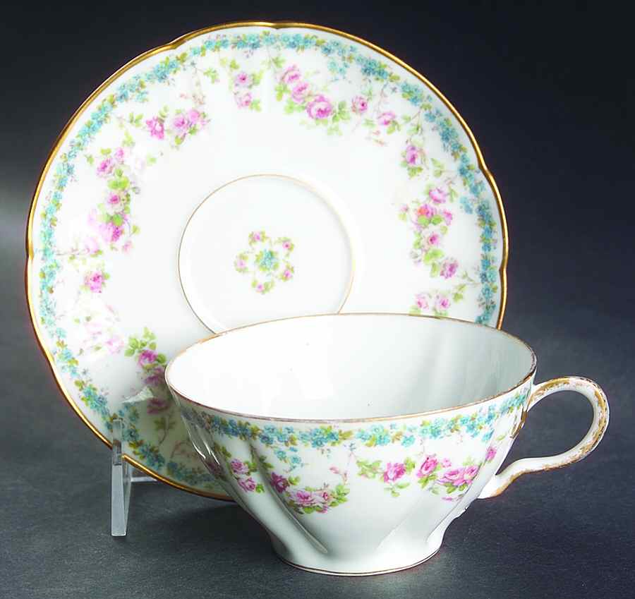 Schleiger 271C Oversized Cup & Saucer Set by Haviland-1