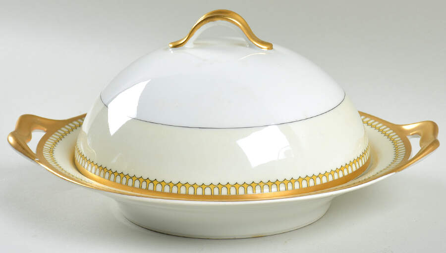 Schleiger 278 Round Covered Butter with Strainer by Haviland-1