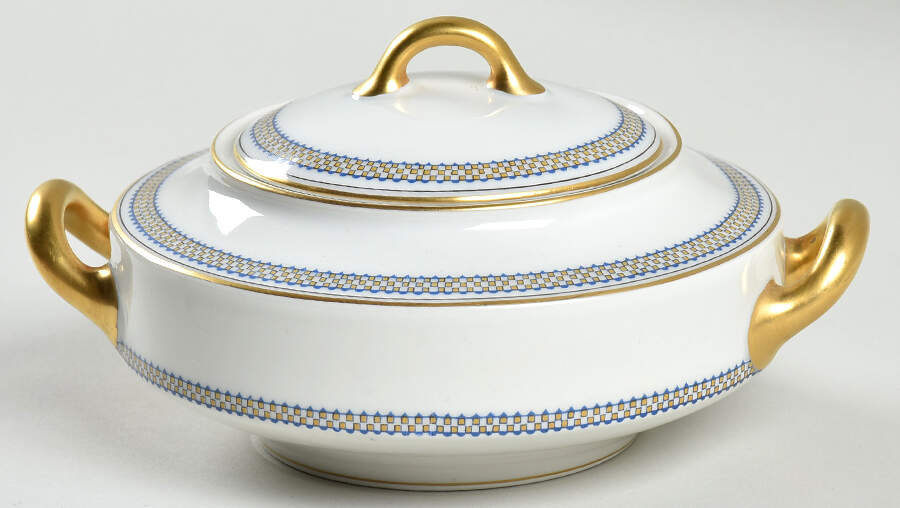 Schleiger 281 Sugar Bowl & Lid by Haviland-1