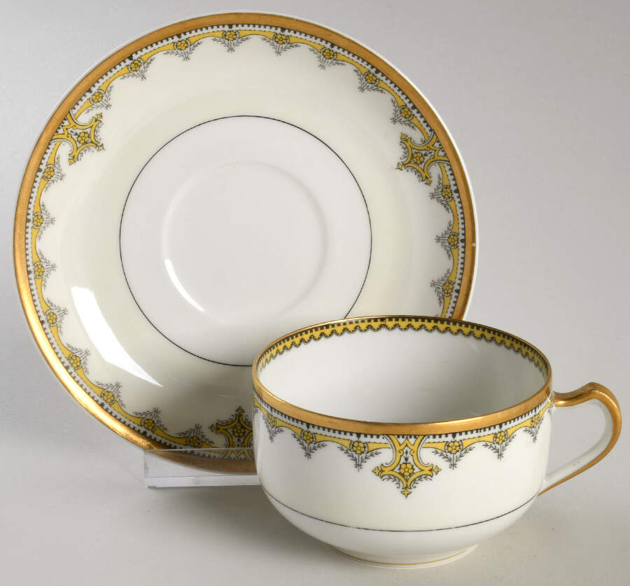 Schleiger 283 Flat Cup & Saucer Set by Haviland-1