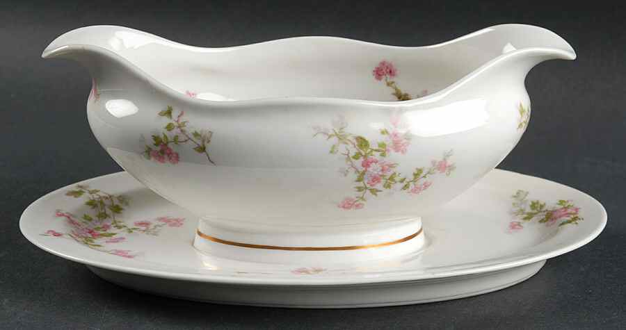 Schleiger 29a Gravy Boat with Attached Underplate by Haviland-1