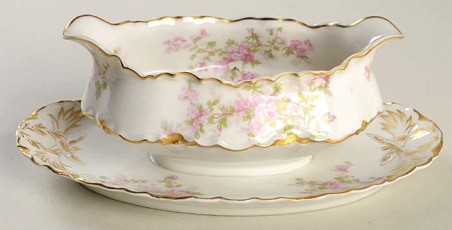 Schleiger 29e Gravy Boat with Attached Underplate by Haviland-1