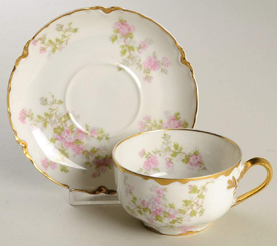 Schleiger 29e Flat Cup & Saucer Set by Haviland-1