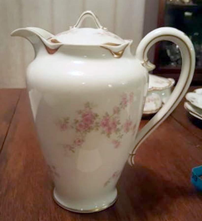 Schleiger 29J Coffee Pot & Lid by Haviland-1