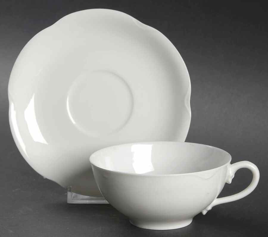 Schleiger 3 Flat Cup & Saucer Set by Haviland-1
