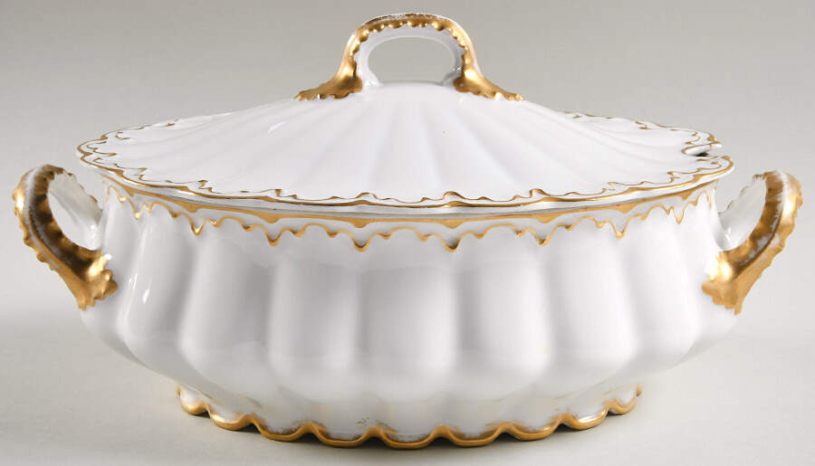 Schleiger 305 Oval Tureen & Lid by Haviland-1