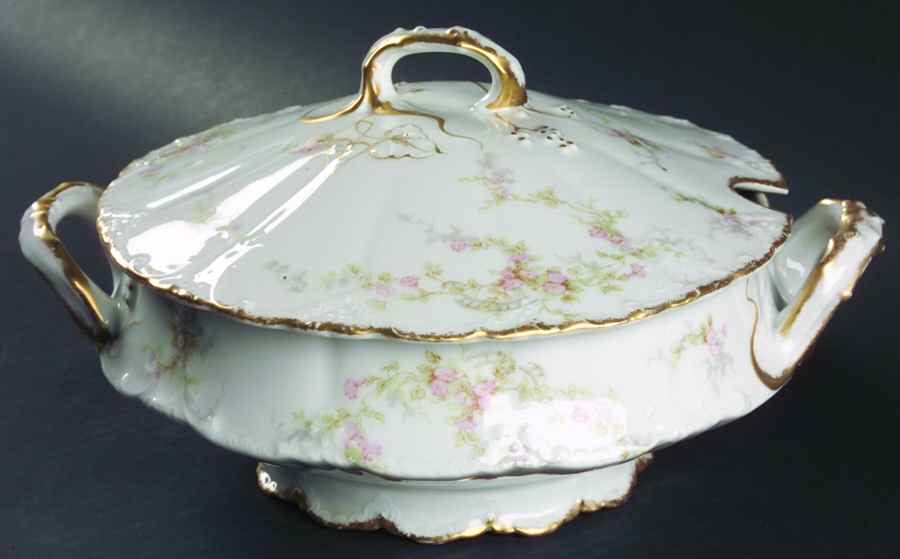 Schleiger 318D Tureen &  Lid by Haviland-1