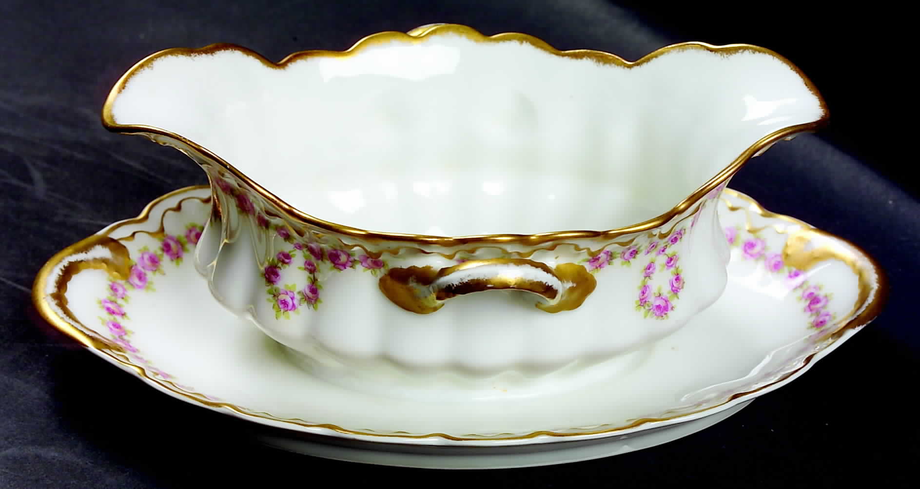 Schleiger 319 Gravy Boat with Attached Underplate by Haviland-1